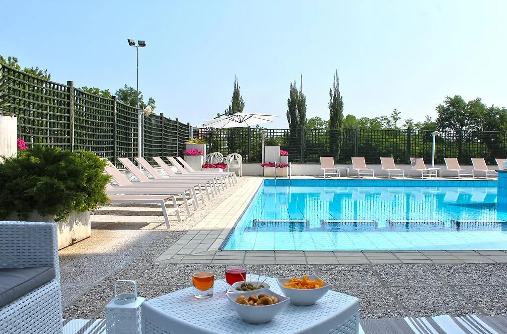 Park Hotel Castrocaro Terme 3*,